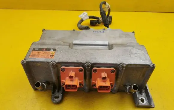 Chevrolet Volt I Other engine bay part 22799689