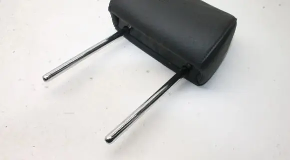 Audi A4 S4 B7 8E 8H Front seat headrest 