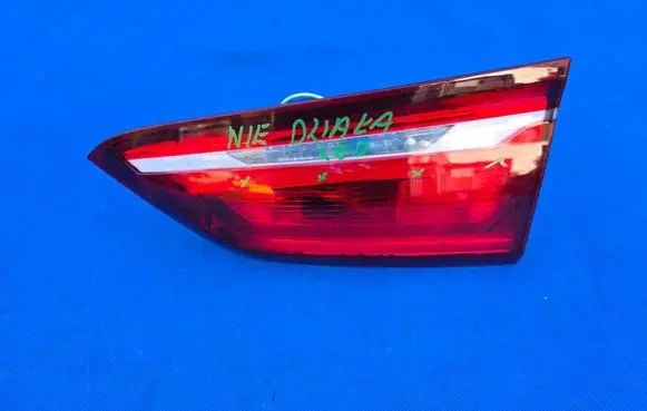 BMW X1 F48 F49 Tailgate rear/tail lights 7350698