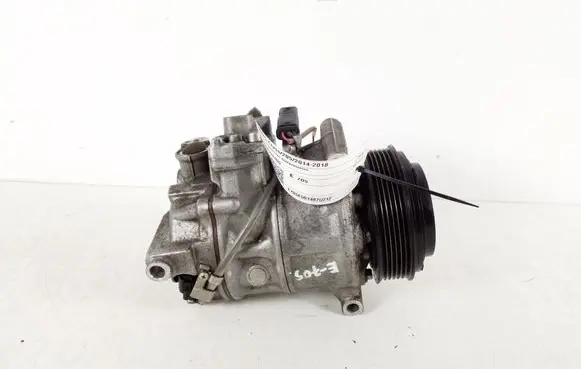Mercedes-Benz C W205 Air conditioning (A/C) compressor (pump) A0008304400