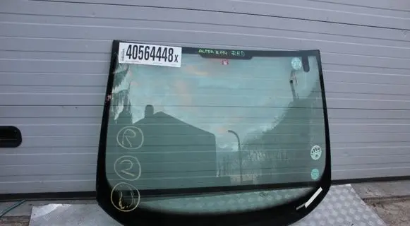 Seat Altea XL Front windscreen/windshield window 