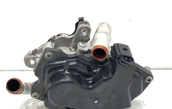 Volkswagen Golf VII EGR valve 04L131501S