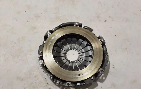 Renault Clio V Pressure plate 302106552R