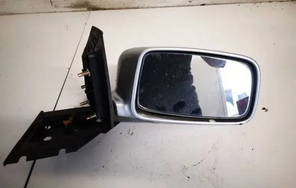 Mitsubishi Lancer Front door electric wing mirror e13010496 e13010838
