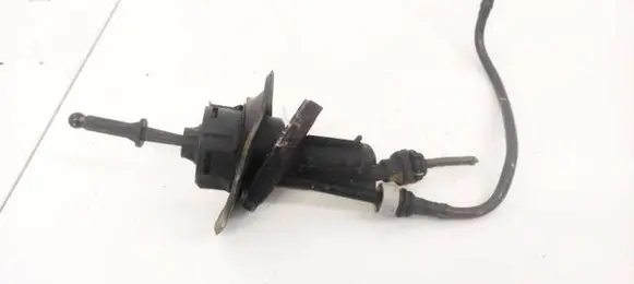 Ford C-MAX I Clutch master cylinder