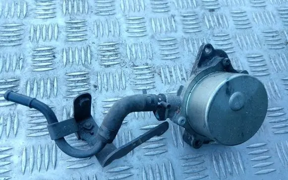 KIA Rio Vacuum pump 288102A200
