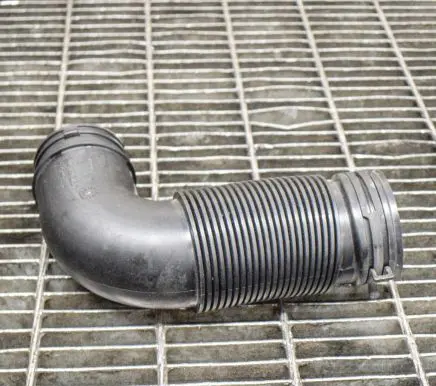 Audi A3 S3 8V Air intake duct part 8U0129618C