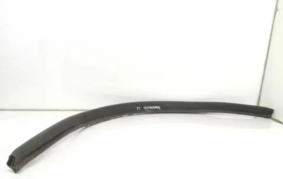 Opel Zafira B Engine compartment rubber 13142037 360574169