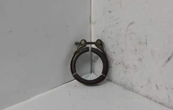 Muffler mount bracket/holder