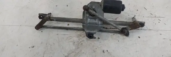 Opel Corsa C Front wiper linkage and motor