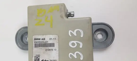 BMW Z4 E89 Aerial antenna amplifier 6935024