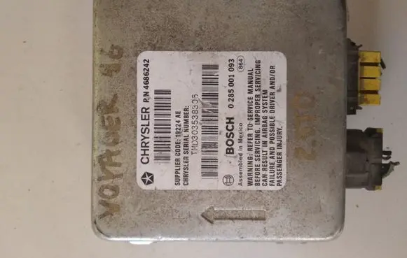 Chrysler Voyager Airbag control unit/module 4686242