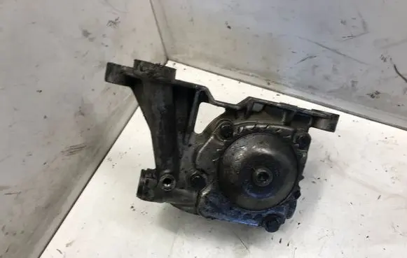 Audi A6 S6 C5 4B Oil pump 059115105 670815610