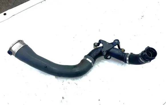 Intercooler hose/pipe