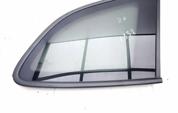 Hyundai Santa Fe Rear side window