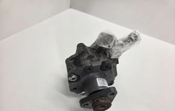 Audi A4 S4 B8 8K Power steering pump 8K0145154G 7651955145