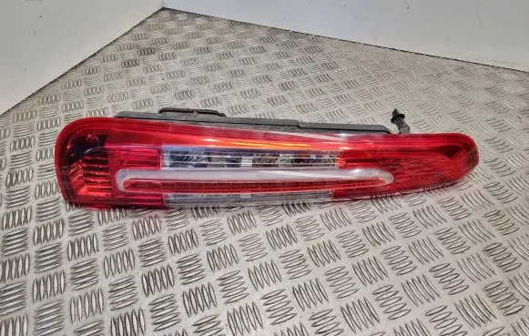 Ford C-MAX I Rear/tail lights M5113N411AA