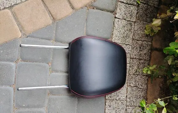 Ford Escape IV Front seat headrest UIHUUSCSCNS0