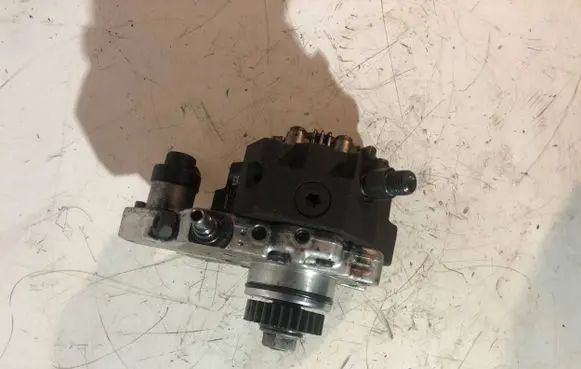 Renault Trafic II (X83) Fuel injection high pressure pump 8200803375 0445010099 8200385478