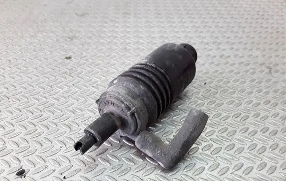 Audi A4 S4 B5 8D Windscreen/windshield washer pump 4A0955651