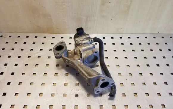 Mitsubishi Space Wagon EGR valve