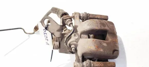 Skoda Superb B6 (3T) Rear brake caliper