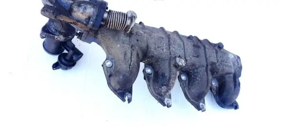 Citroen C5 Intake manifold 9635816310