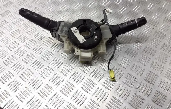 Nissan Primera Headlight wiper switch 25560-BA002