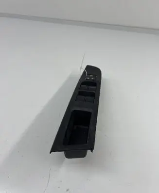 Toyota Yaris Electric window control switch 0871Z87