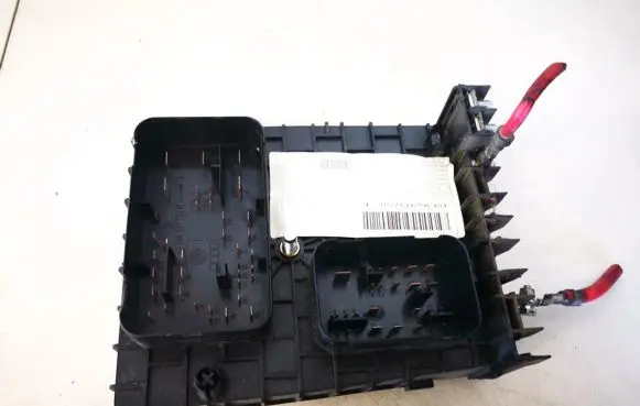 Volkswagen Touran I Fuse box set 1k0937124k