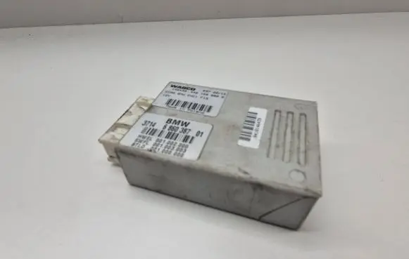 BMW X5 F15 Air suspension control unit module (rear) 6860387