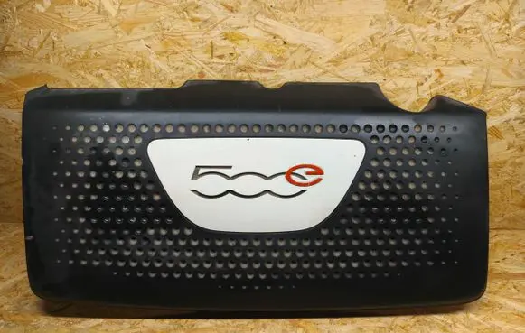 Fiat 500E Engine hood trim 