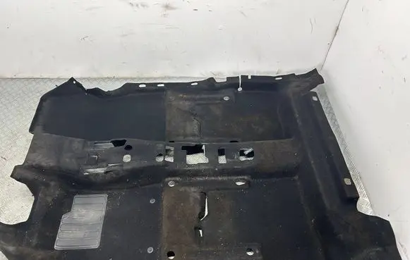 Nissan Juke I F15 Interior carpet 