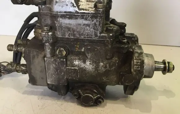 Jeep Grand Cherokee (WJ) Fuel injection high pressure pump 0460405999