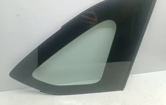 Honda FR-V Rear side window 43R00122 DOT20