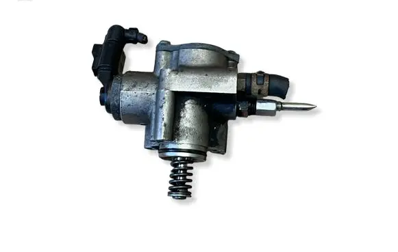 Skoda Octavia Mk2 (1Z) Fuel injection high pressure pump 03C127025R