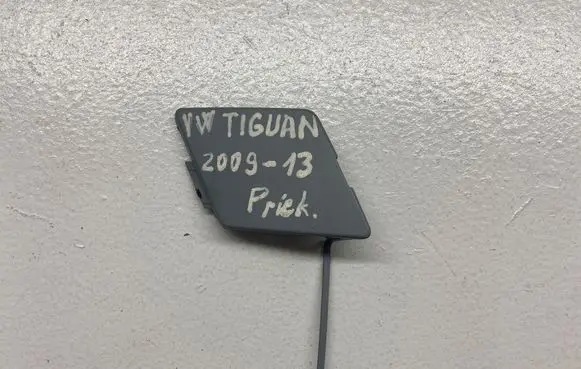 Volkswagen Tiguan Front tow hook cap/cover 5n0807241