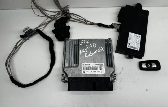 BMW 5 E60 E61 Engine ECU kit and lock set 8506199 0281016066 030581276