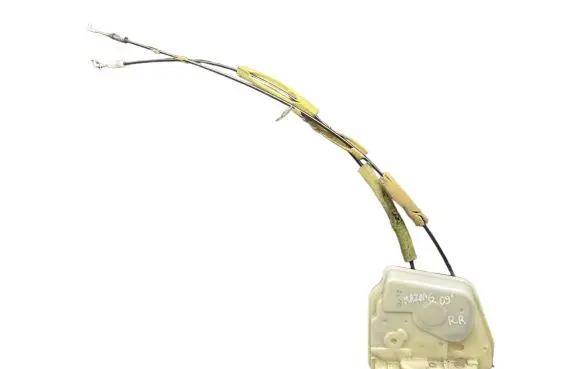 Mazda 6 Front door lock F96G15R2