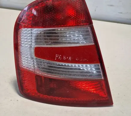 Skoda Fabia Mk1 (6Y) Rear/tail lights