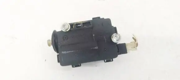 Opel Corsa D Central locking motor 13208157
