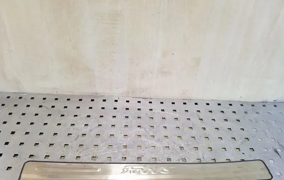 Ford Focus Front sill trim cover