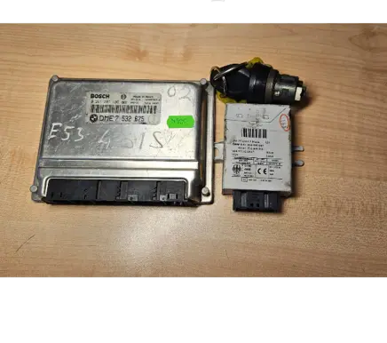 BMW X5 E53 Engine control unit/module 7532675 0261207106 6905666