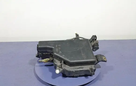 Toyota Prius (NHW20) Fuse box set 