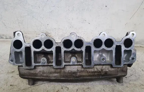 Dodge Caliber Intake manifold