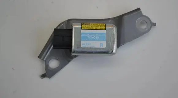 Lexus RX 330 - 350 - 400H Airbag deployment crash/impact sensor 8983348020