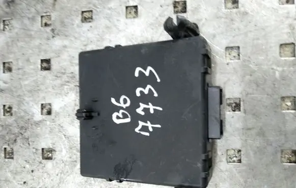 Volkswagen PASSAT B6 Gateway control module 3C0907530C 3C0907951A