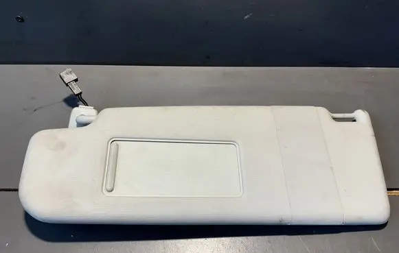Volkswagen Golf Plus Sun visor 