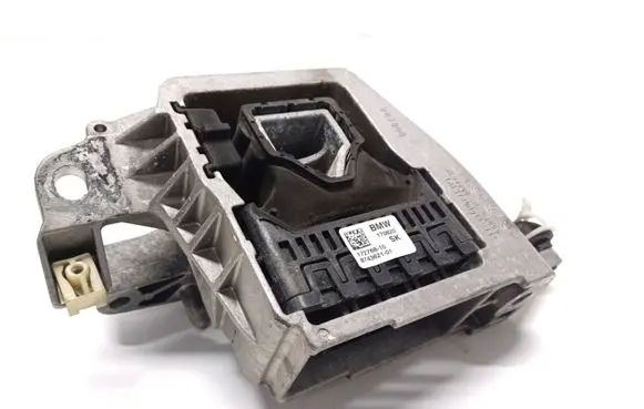 BMW X1 F48 F49 Engine mount bracket 8743621