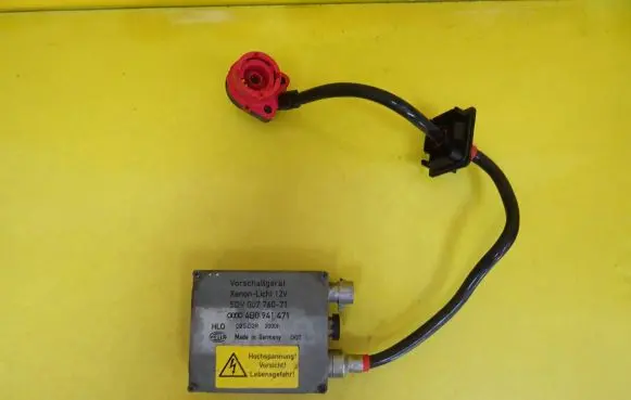 Audi A6 S6 C5 4B Headlight ballast module Xenon 4B0941471 5DV007760-15